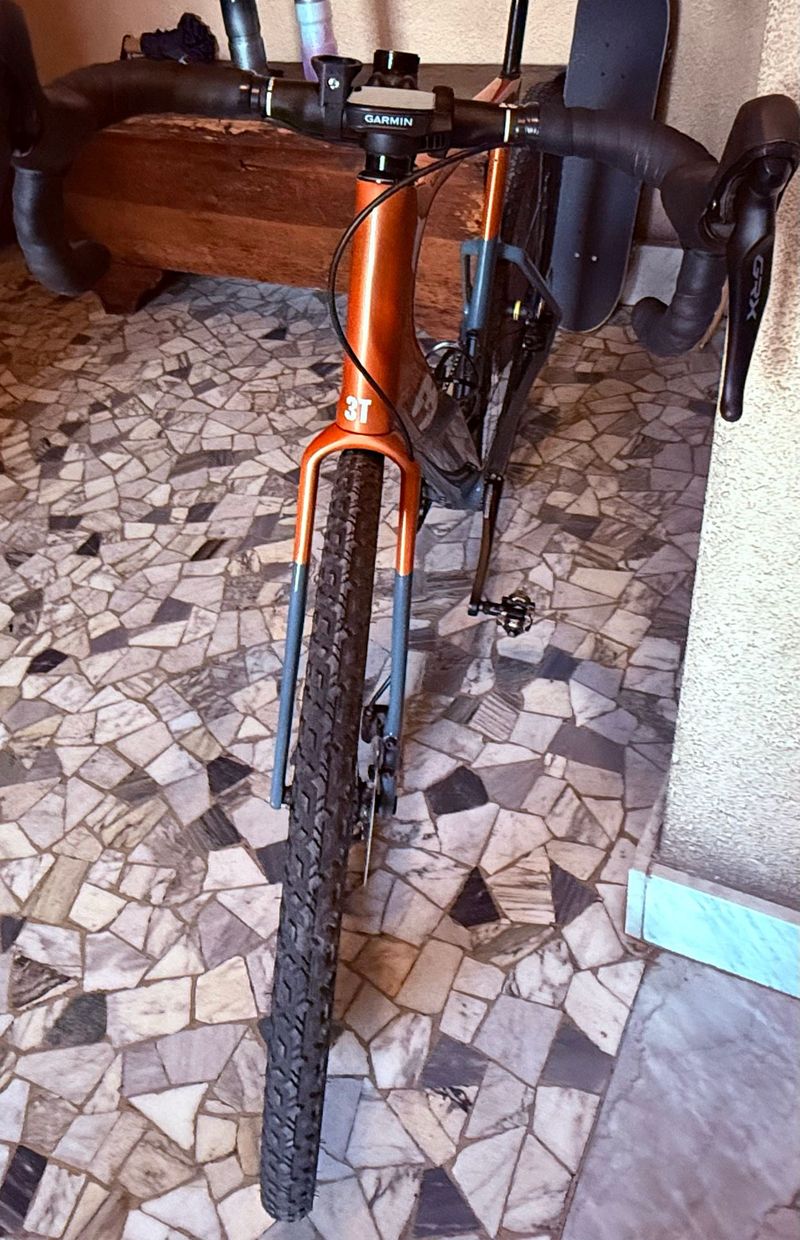 3T Exploro RaceMax BOOST Dropbar 2022 2022 Road & Gravel usato, Arancione — immagine 7 di 7