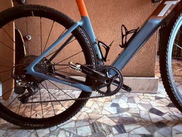 3T Exploro RaceMax BOOST Dropbar 2022 2022 Road & Gravel usato, Arancione — immagine 6 di 7
