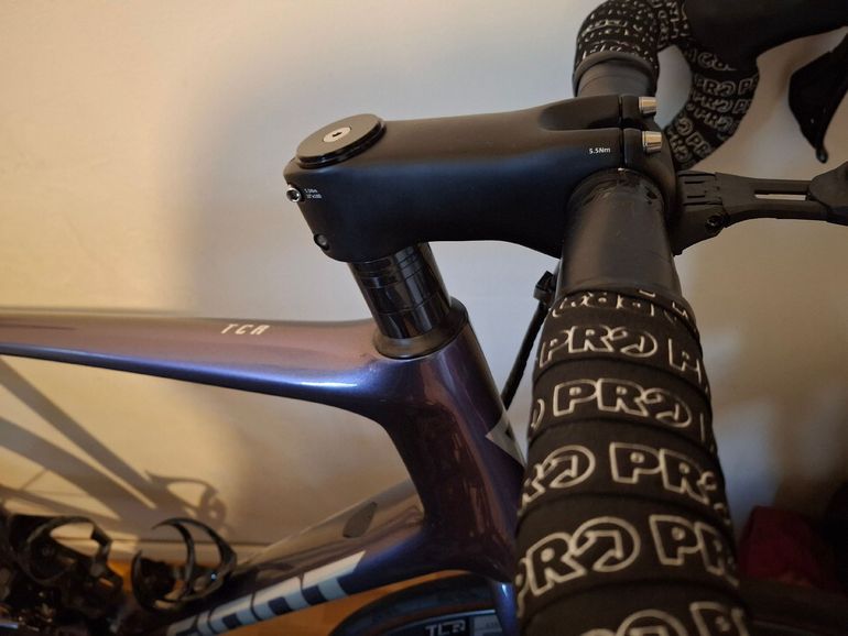 Used Giant Giant TCR Advanced Pro L Dura Ace Di2 Dual Power Meter 2024 Road & Gravel, Purple — image 9 of 14