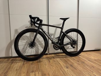 Used Specialized S-Works Tarmac SL7 - SRAM Red eTap AXS 2023 2023 Road & Gravel, Black — image 2 of 4