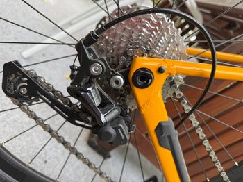 Used Orbea TERRA H40 2022 2022 Road & Gravel — image 6 of 9
