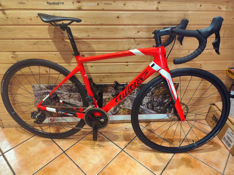 Used Wilier GTR TEAM SRAM RIVAL AXS 2023 Road & Gravel — image 1 of 17