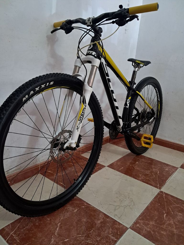 Used Scott Scale 970 2025 2025 Mountainbike — image 13 of 14