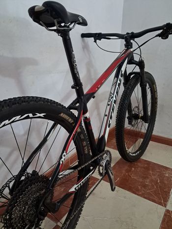 Used Stevens Taniwha Shimano Deore XT 2022 Mountainbike — image 9 of 17