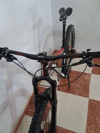 Used Stevens Taniwha Shimano Deore XT 2022 Mountainbike — image 16 of 17