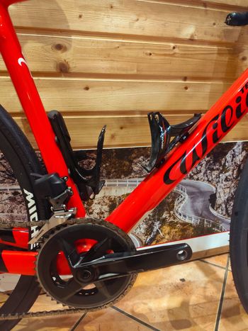 Used Wilier Wilier GTR TEAM DISC SRAM RIVAL 2023 Road & Gravel, Rojo — image 3 of 11