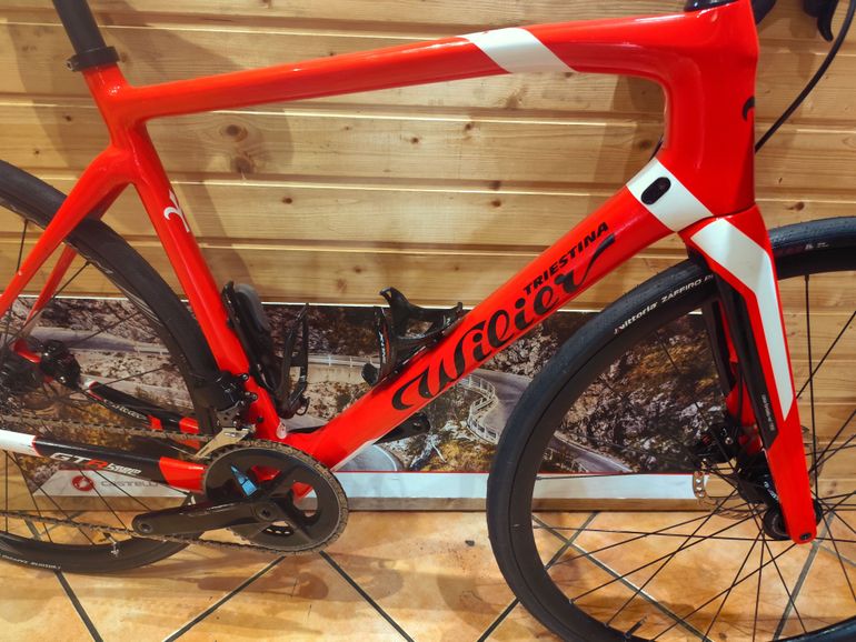 Used Wilier Wilier GTR TEAM DISC SRAM RIVAL 2023 Road & Gravel — image 14 of 16