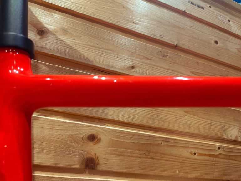 Used Wilier Wilier GTR TEAM DISC SRAM RIVAL 2023 Road & Gravel, Rojo — image 6 of 11