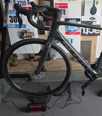 Used Scott Addict RC eRIDE 20 (EU) 2024 2024 Road & Gravel, Light Gray — image 17 of 17