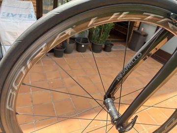 Brugt Pinarello Dogma SRAM Red eTap AXS 2021 Road & Gravel — billede 6 af 10
