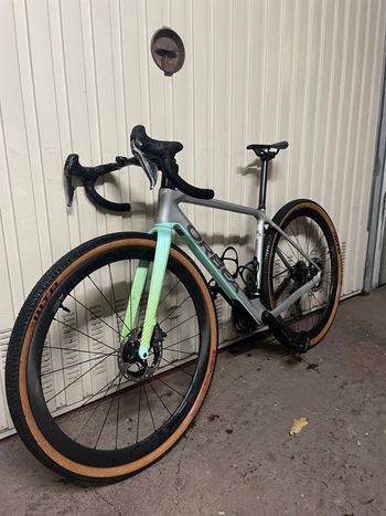 Used Orbea Terra Shimano GRX Di2 2023 Road & Gravel, Gris claro — image 5 of 9