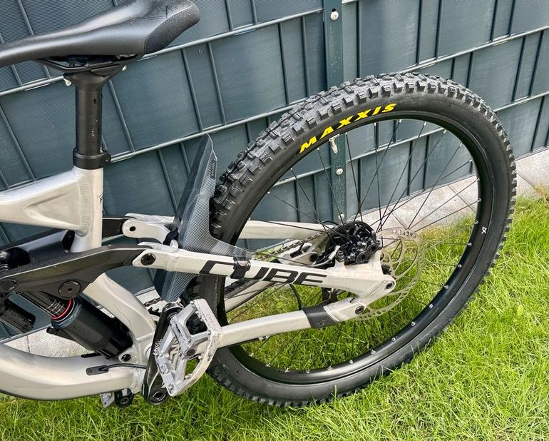 Used CUBE Cube TWO15 Pro 27.5 2025 Mountainbike, Light Gray — image 9 of 15