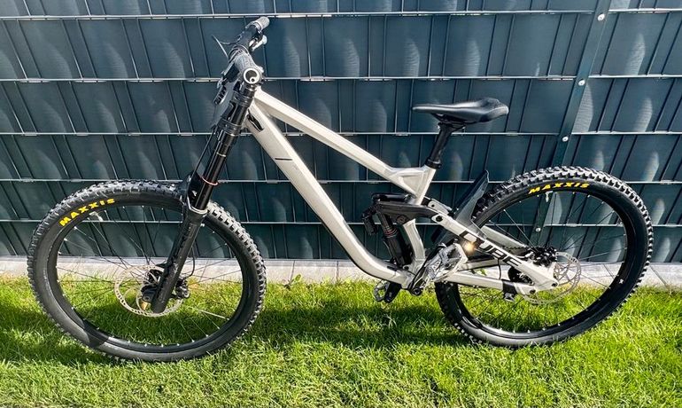Used CUBE Cube TWO15 Pro 27.5 2025 Mountainbike, Light Gray — image 2 of 15