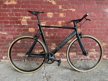 Tweedehands Aventon Mataro Low 2016 Road & Gravel