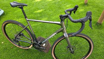 Used Megamo JAKAR 30 2025 2025 Road & Gravel, Hellgrau — image 2 of 13