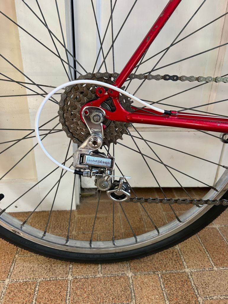 Used Univega Supra 1984 Road & Gravel, Red — image 4 of 8