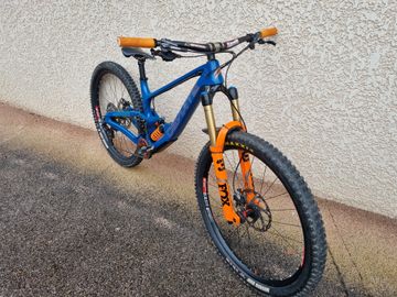 Deviate Highlander Other Shimano 2024 Mountainbike d'occasion — image 3 sur 4
