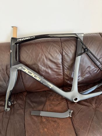 Used Pinarello DOGMA X DURA ACE Di2 2025 Frameset 2025 Road & Gravel — image 2 of 3