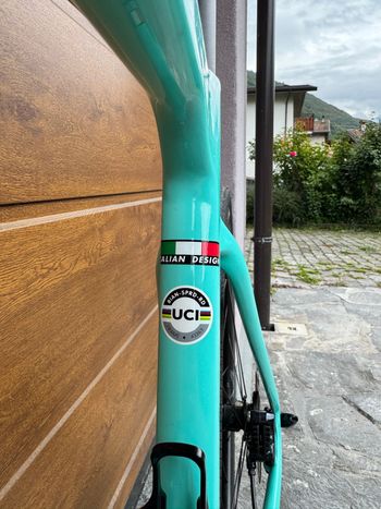 Used Bianchi Sprint Disc Ultegra 2020 2020 Road & Gravel — image 6 of 15