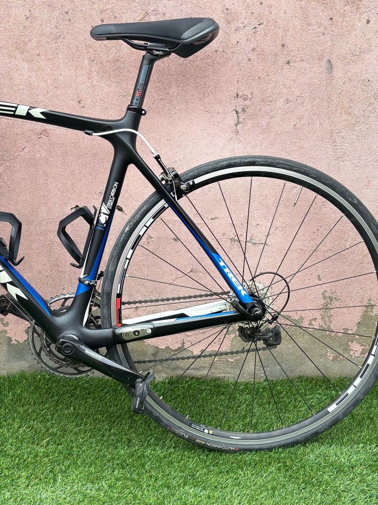 Used Trek Madone 4.5 2011 2011 Road & Gravel, Schwarz — image 9 of 11
