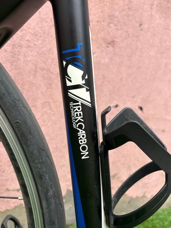 Used Trek Madone 4.5 2011 2011 Road & Gravel, Schwarz — image 8 of 11