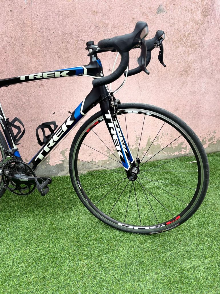 Used Trek Madone 4.5 2011 2011 Road & Gravel, Schwarz — image 7 of 11