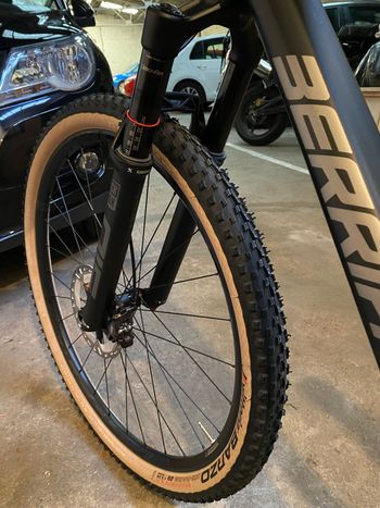 Used Berria MAKO 6 2024 2024 Mountainbike, Schwarz, 29 — image 10 of 17