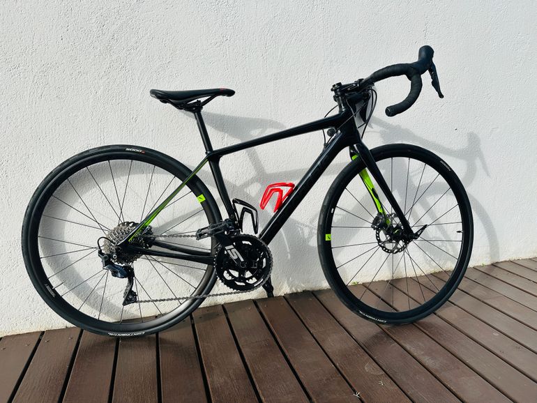 Used Cannondale Synapse Carbon Disc Ultegra 2018 2018 Road & Gravel, Black — image 1 of 14