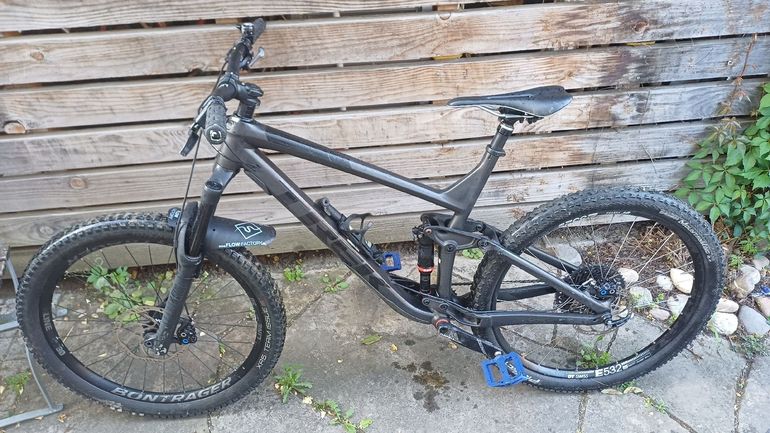 Used Trek Remedy 8 27.5 2018 2018 Mountainbike — image 2 of 3