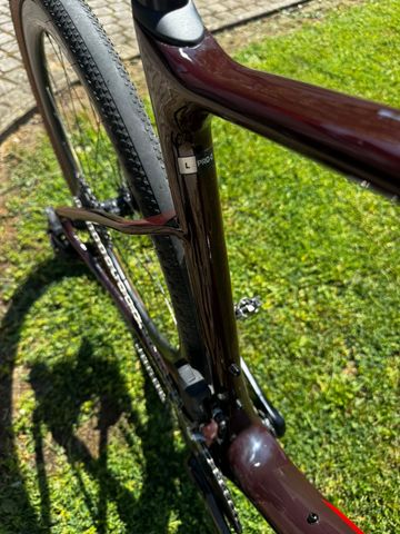 Used Giant Revolt, Advanced Pro 1 2022 2022 Road & Gravel, Red — image 17 of 20