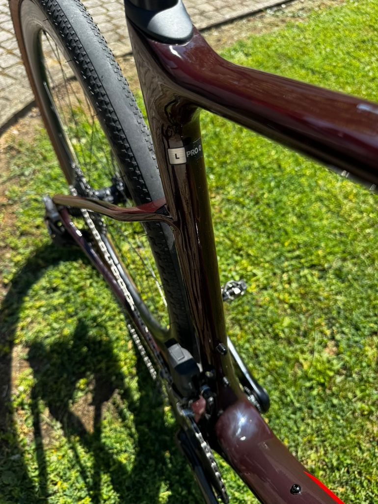Used Giant Revolt, Advanced Pro 1 2022 2022 Road & Gravel — image 17 of 20