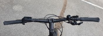 Used CUBE NURIDE HYBRID, PRO 600 ALLROAD 2025 2025 Urban, Schwarz — image 7 of 8
