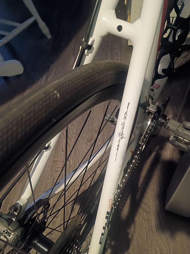 Used Fuji Sportif 1.3 2014 2014 Road & Gravel, White — image 11 of 11