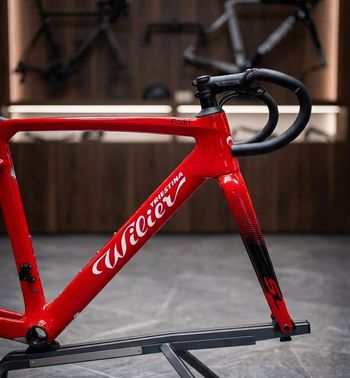Used wilier cento10 SL Wilier cento10 SL Custom Frameset 2023 Road & Gravel — image 2 of 5