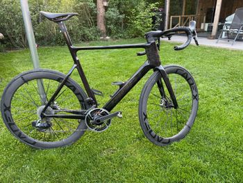 Used Giant Propel SRAM Red eTap AXS 2024 Road & Gravel — image 6 of 6