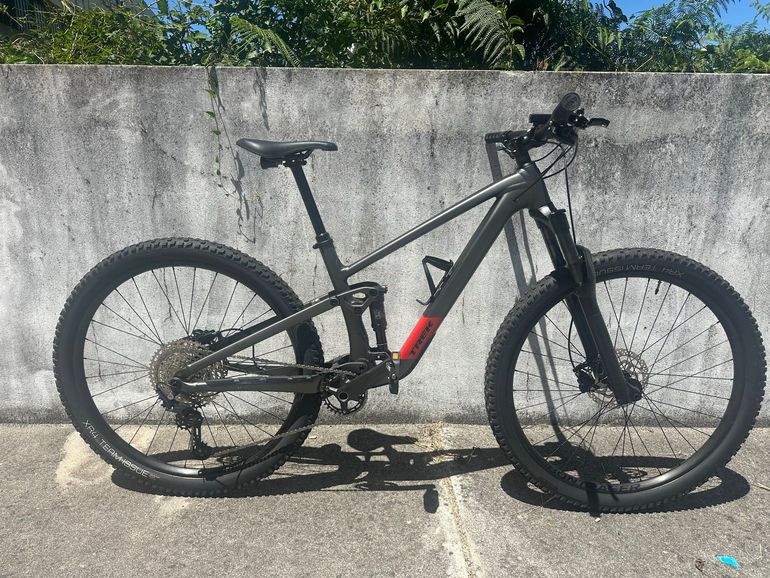 Used Trek Top Fuel 5 Gen 4 2025 2025 Mountainbike — image 2 of 8