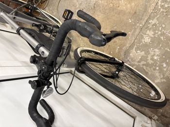 Used Marin Lombard 1 2023 2023 Road & Gravel — image 3 of 3