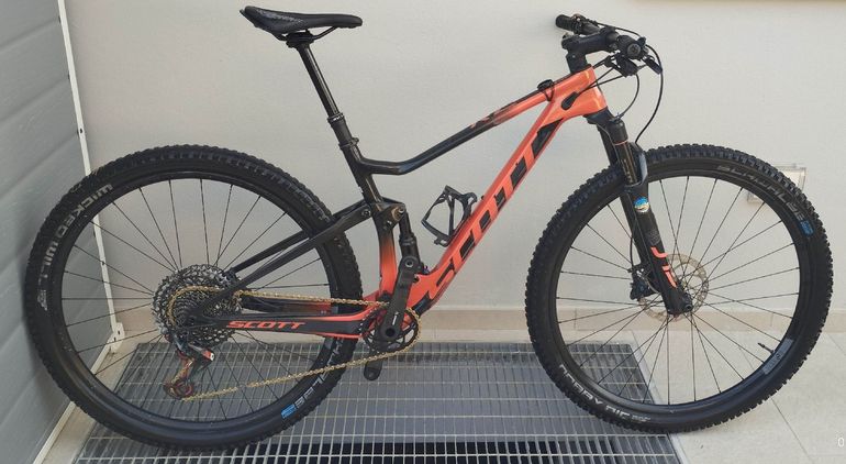 Used Scott Spark RC 900 Team 2019 2019 Mountainbike, Nero — image 2 of 9