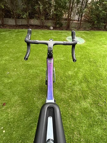 Used Trek Émonda SL 6 2024 2024 Road & Gravel — image 7 of 8