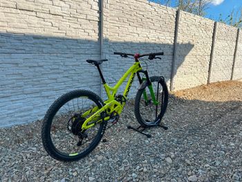 Used Evil Insurgent XT Jenson 2018 2018 Mountainbike, Green — image 5 of 7