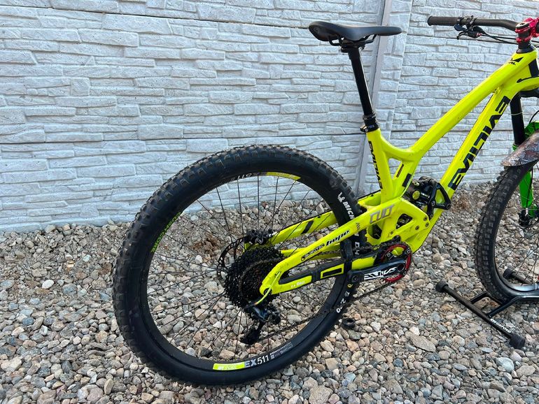 Used Evil Insurgent XT Jenson 2018 2018 Mountainbike, Green — image 3 of 7