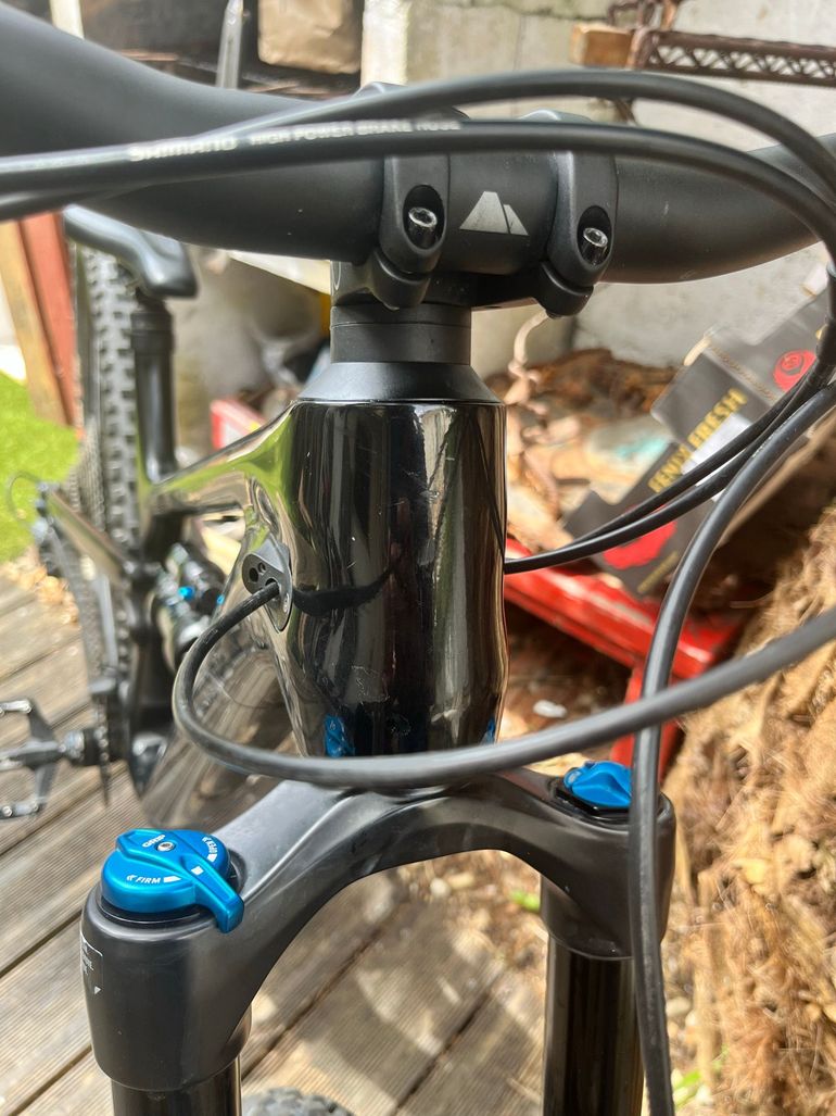 Used Canyon Spectral 29 CF 7 2024 2024 Mountainbike — image 10 of 11