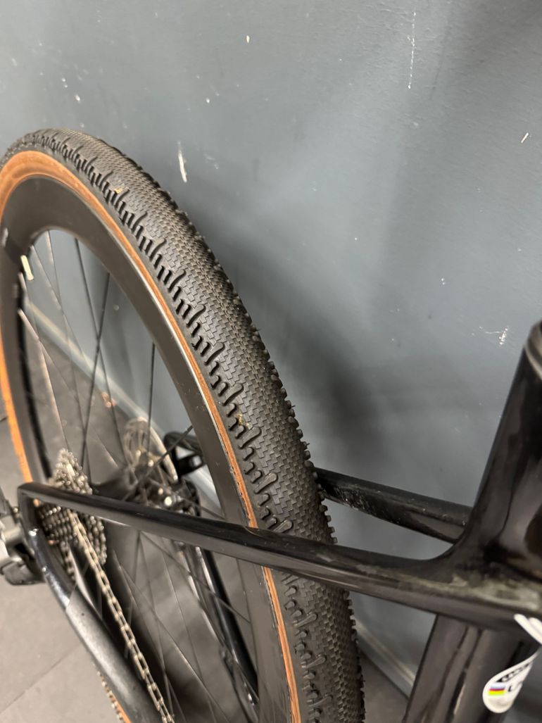 Used Canyon Inflite CF SL 7 AXS 2024 2024 Road & Gravel — image 5 of 6
