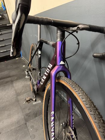 Used Canyon Inflite CF SL 7 AXS 2024 2024 Road & Gravel — image 6 of 6