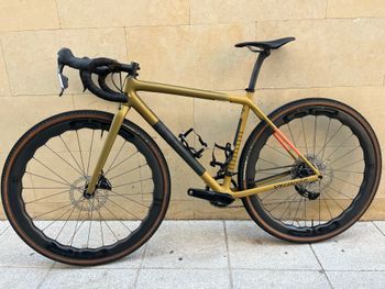 Used Specialized Crux Expert 2024 2024 Road & Gravel — image 2 of 16