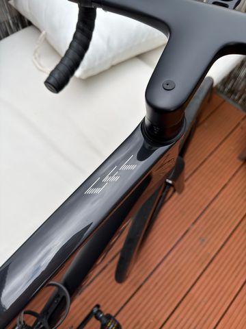 Tweedehands Canyon Aeroad SRAM Red eTap AXS 2024 Road & Gravel — afbeelding 8 van 12