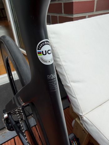 Used Canyon Aeroad SRAM Red eTap AXS 2024 Road & Gravel, Black — image 7 of 12