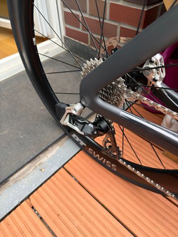 Tweedehands Canyon Aeroad SRAM Red eTap AXS 2024 Road & Gravel — afbeelding 11 van 12