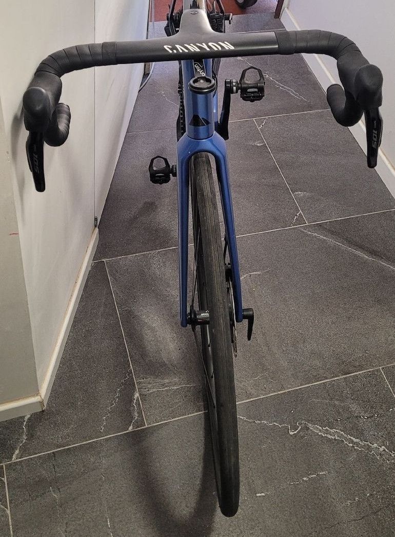 Used Canyon Ultimate CF SL 7 AXS 2024 2024 Road & Gravel — image 3 of 4