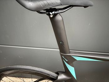 Used Bianchi Oltre PRO SHIMANO ULTEGRA DI2 2025 2025 Road & Gravel, Schwarz — image 9 of 17